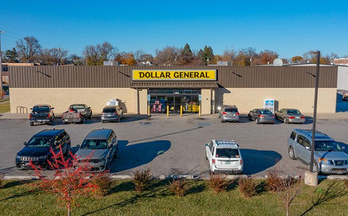 Pictures of Retail property located at 1810 1st Ave S, Fort Dodge, IA 50501 for sales - image #1