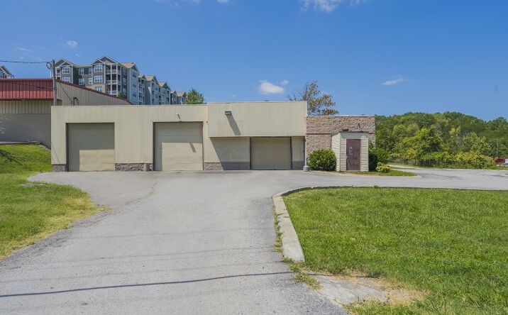 Pictures of Retail, Land property located at 3494 Dickerson Pike, Nashville, TN 37207 for sales - image #1