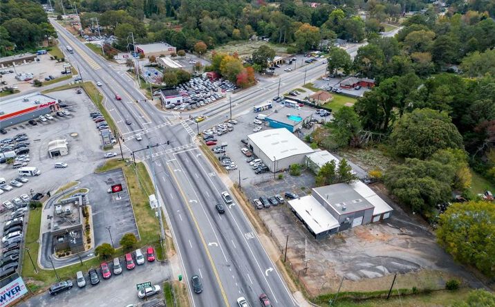 image of property at 4889 COVINGTON HWY Decatur GA 30035-2011