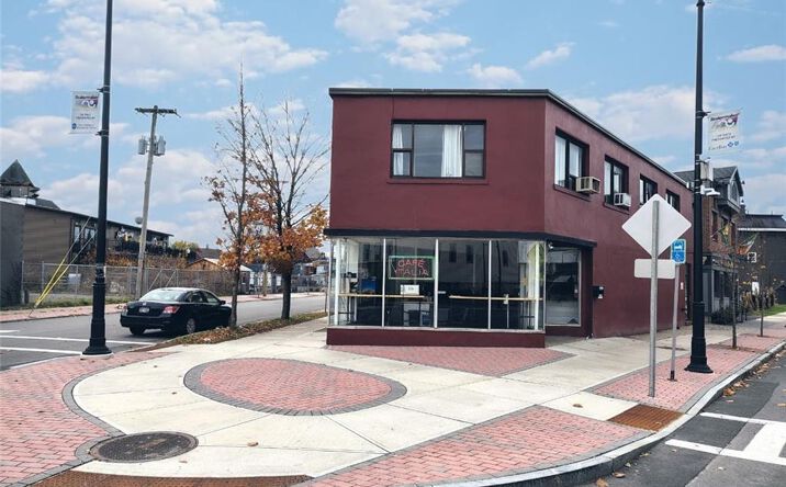 Pictures of Mixed Use, Office, Retail property located at 801 Varick St, Utica, NY 13502 for sales - image #1