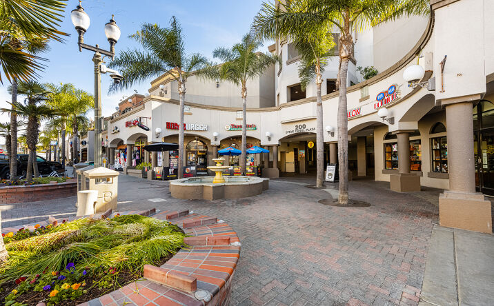Pictures of Business for Sale property located at 200 Main St, Huntington Beach, CA 92648 for sales - image #1
