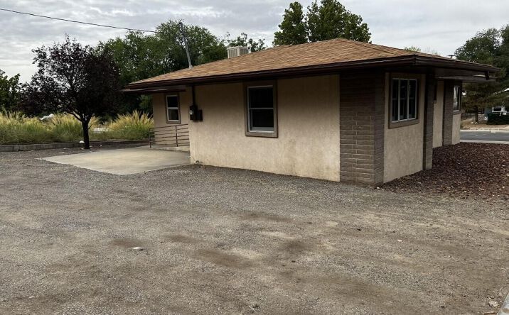Pictures of Special Purpose, Land property located at 416 N BEHREND Avenue, Farmington, NM 87401 for sales - image #1