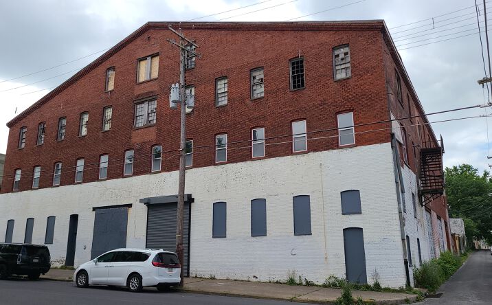 Pictures of Industrial, Multifamily, Special Purpose property located at 1014 Windsor St, Reading, PA 19604 for sales - image #1