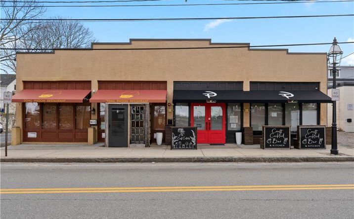 Pictures of Retail property located at 382 Thames Street UNIT North, Bristol, RI 02809 for sales - image #1