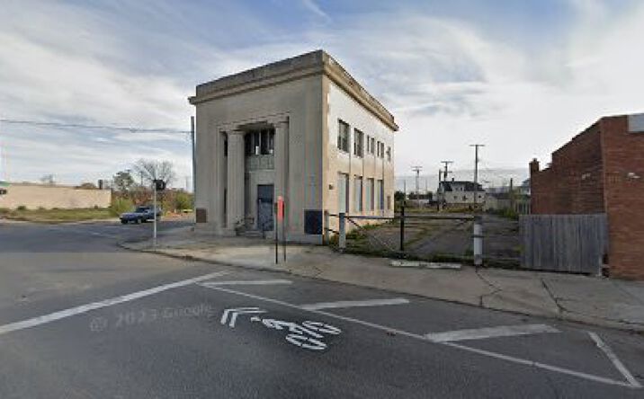 Pictures of Office, Retail property located at 5601 W Warren Ave, Detroit, MI 48210 for sales - image #1