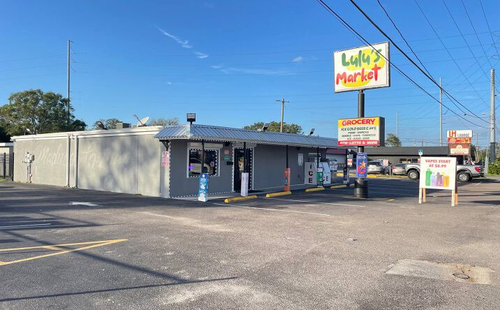 Pictures of Retail property located at 7522 N Armenia Ave, Tampa, FL 33604 for sales - image #1