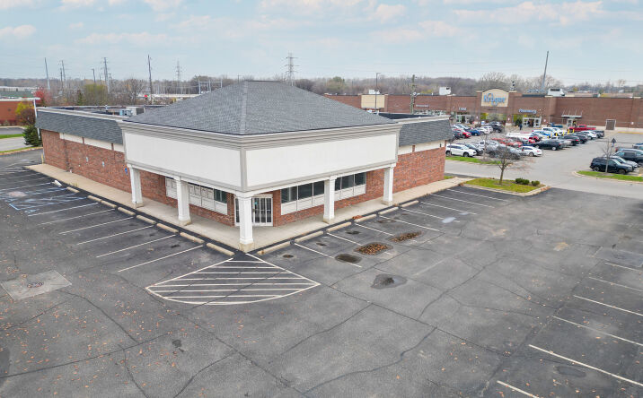 Pictures of Retail property located at 22000 Ecorse Rd, Taylor, MI 48180 for sales - image #1