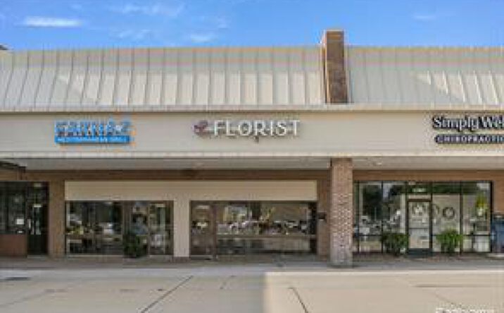 Pictures of Business for Sale property located at 37653 Five Mile Rd, Livonia, MI 48154 for sales - image #1