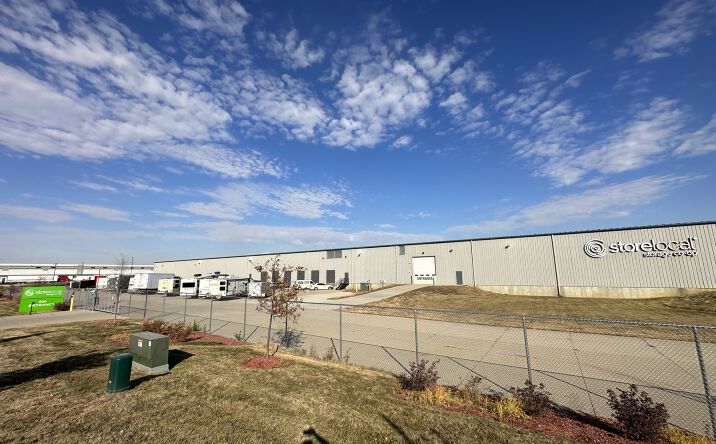Pictures of Industrial, Self Storage property located at 850 Mann Rd, Cedar Rapids, IA 52404 for sales - image #1