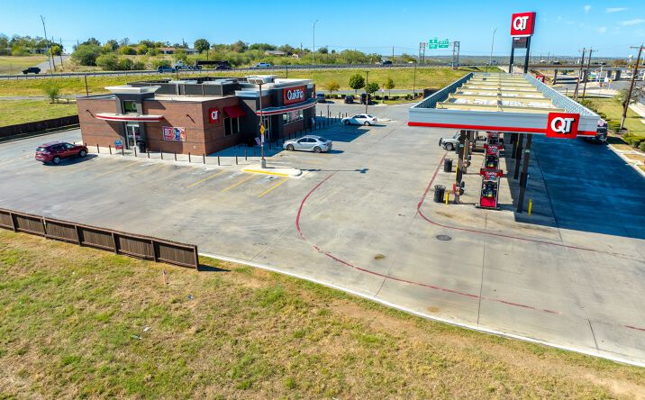 Pictures of Retail property located at 6618 Medina Base Rd, San Antonio, TX 78227 for sales - image #1
