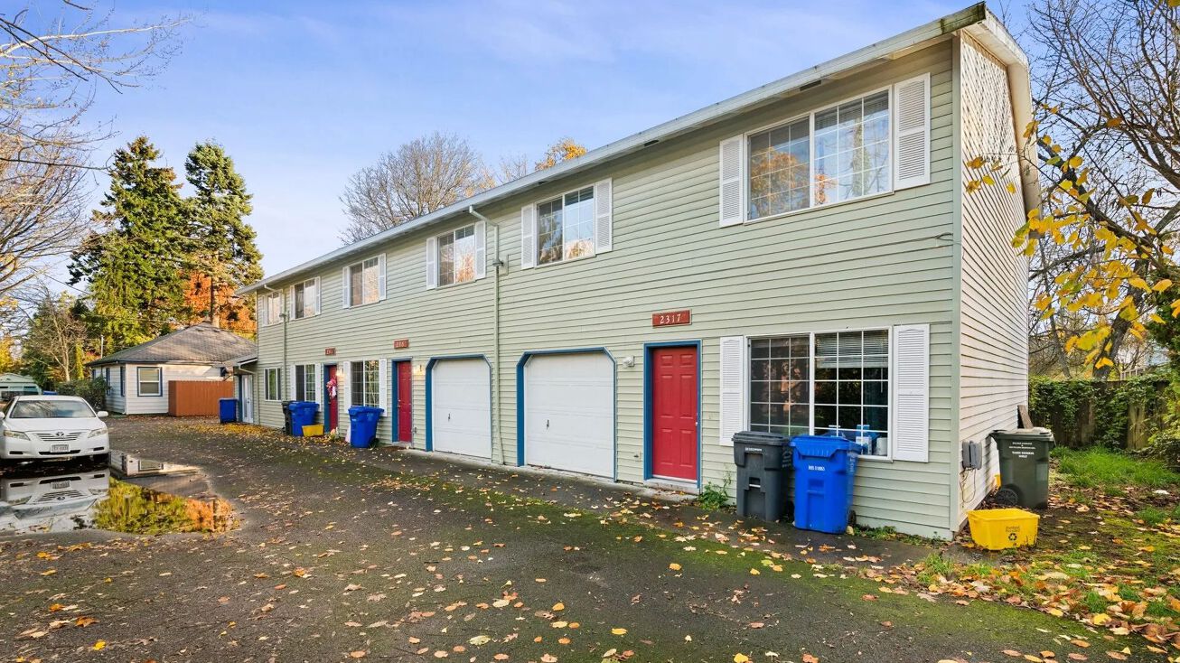 Pictures of Multifamily property located at 2309 SE 90th Ave, Portland, OR 97216 for sales - image #1