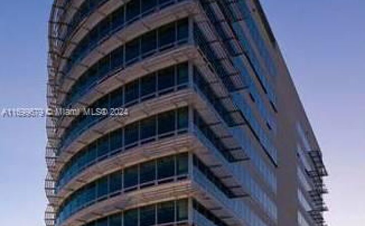 Pictures of Office, Multifamily property located at 20900 NE 30th Ave # 414, Aventura, FL 33180 for sales - image #1