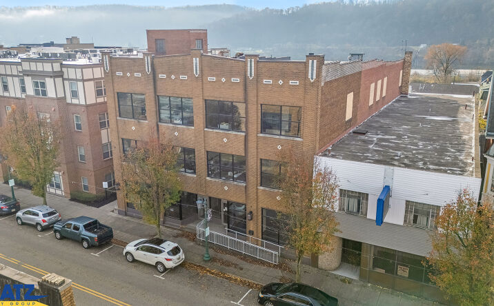 Pictures of Office, Retail property located at 114 W 5th St, East Liverpool, OH 43920 for sales - image #1