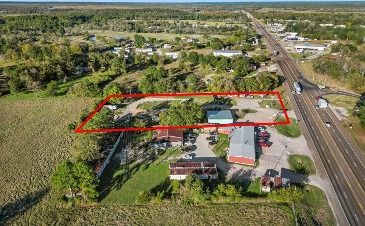 Pictures of Mixed Use, Multifamily, Retail property located at 3685 TX-19, Huntsville, TX 77320 for sales - image #1