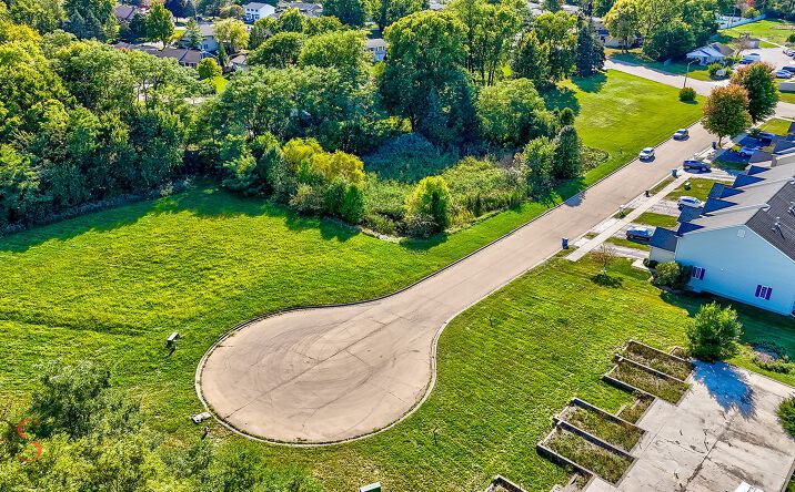 Pictures of Land, Multifamily property located at Caleb Drive, Ottawa, IL 61350 for sales - image #1