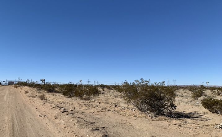 Pictures of Land property located at Cassia Rd, Adelanto, CA 92301 for sales - image #1