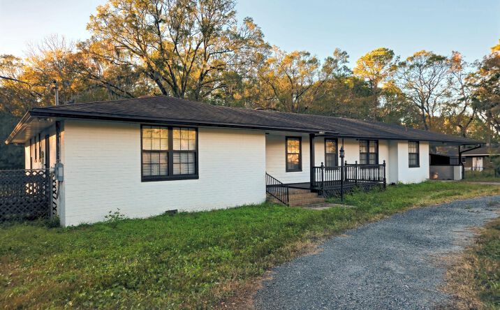 Pictures of Mixed Use property located at 11708 LEM TURNER Road, Jacksonville, FL 32218 for sales - image #1