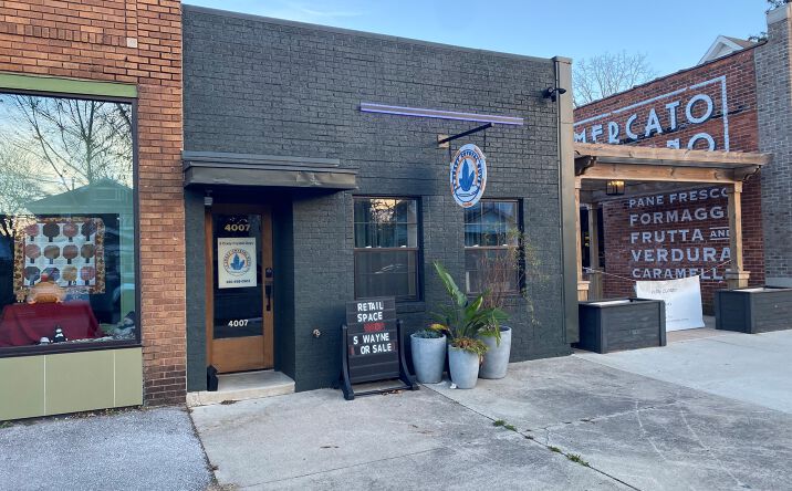 Pictures of Retail property located at 4007 S Wayne Ave, Fort Wayne, IN 46807 for sales - image #1
