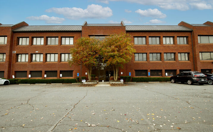 Pictures of Industrial, Office property located at 1964 Gallows Rd, Vienna, VA 22182 for sales - image #1