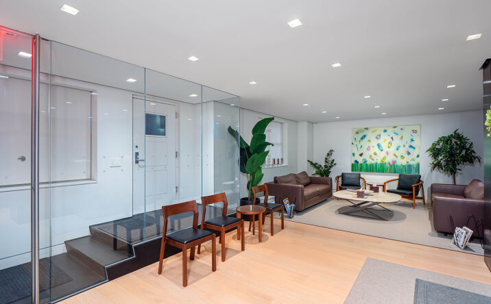 Pictures of Office property located at 650 Park Ave, New York, NY 10065 for sales - image #1