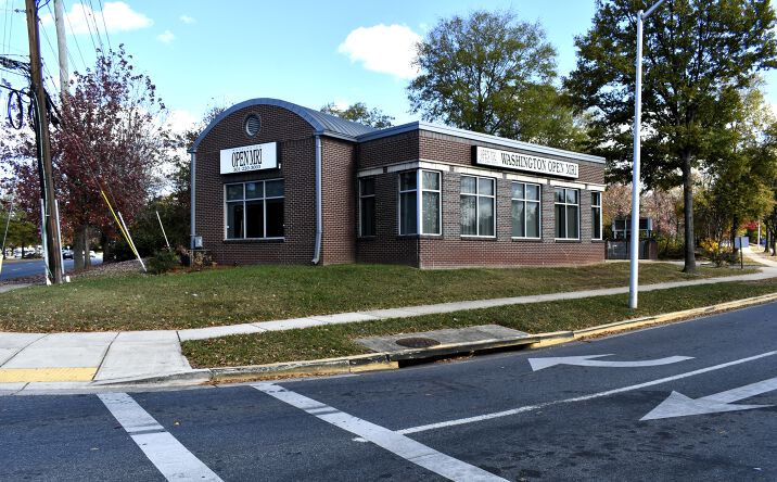 Pictures of Office, Retail, Special Purpose property located at 7399 Hanover Pkwy, Greenbelt, MD 20770 for sales - image #1