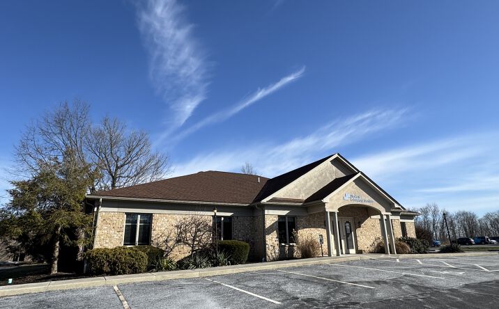 Pictures of Office property located at 815 Southwestern Run, Poland, OH 44514 for sales - image #1