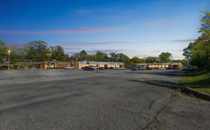 Pictures of Retail property located at 145 Hueytown Plaza, Hueytown, AL 35023 for sales - image #1