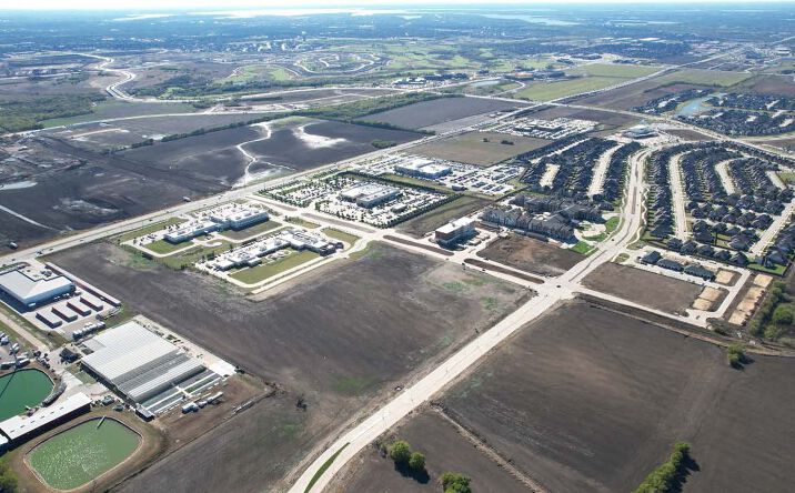 Pictures of Land property located at Mahard Pkwy. & Prairie Rd, Prosper, TX 75078 for sales - image #1