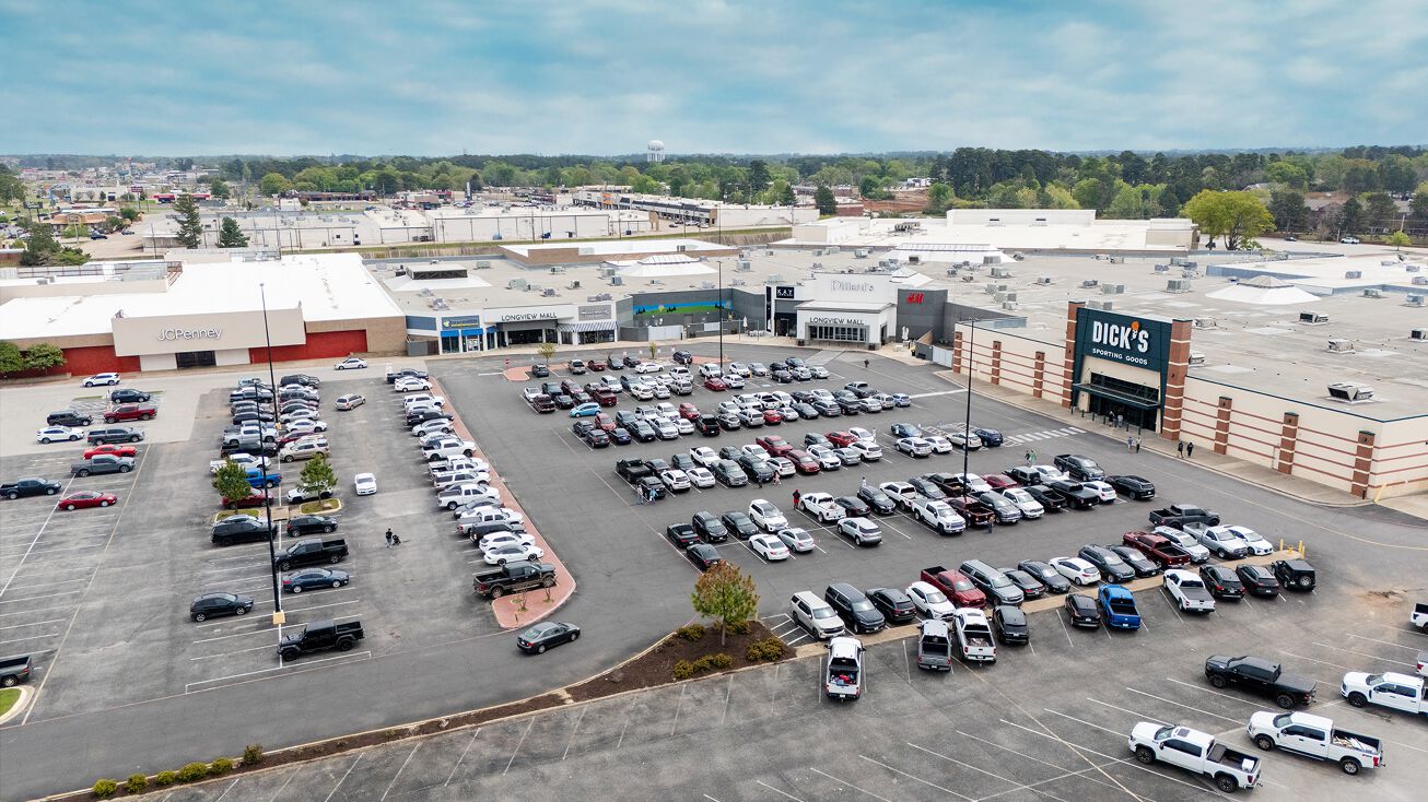 Pictures of Retail property located at 3500 McCann Rd, Longview, TX 75605 for sales - image #1