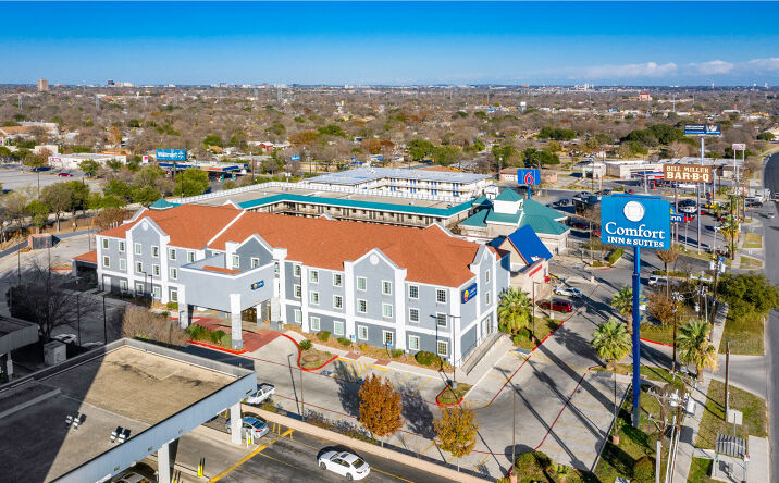 Pictures of Hospitality property located at 6039 W. Interstate 10, San Antonio, TX 78201 for sales - image #1