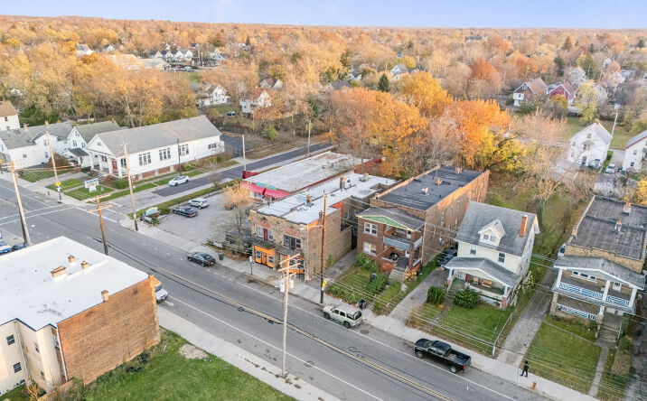 Pictures of Mixed Use, Multifamily, Retail property located at 12526 Union Ave, Cleveland, OH 44105 for sales - image #1