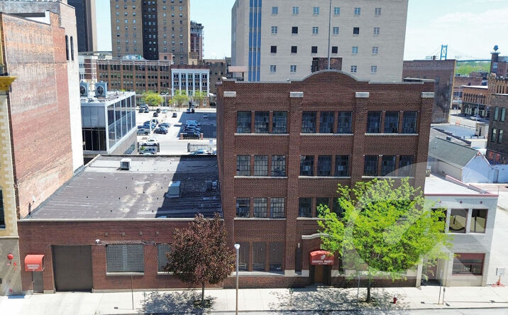 Pictures of Industrial, Mixed Use property located at 126 & 134 N Ontario St, Toledo, OH 43604 for sales - image #1
