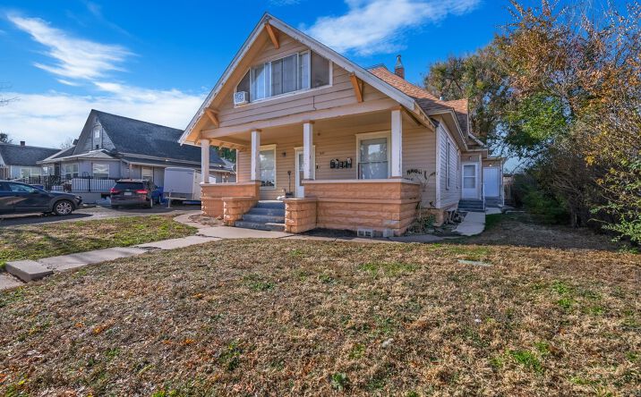 Pictures of Multifamily property located at 1527 7th Ave, Greeley, CO 80631 for sales - image #1