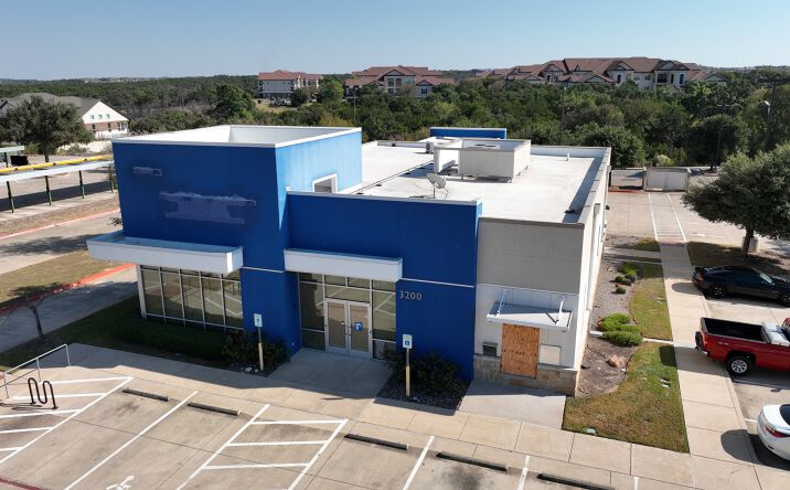 Pictures of Office, Retail property located at 3200 E Whitestone Blvd, Cedar Park, TX 78613 for sales - image #1