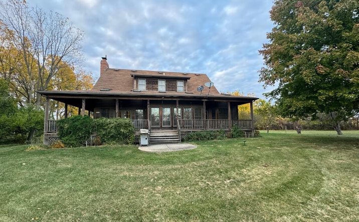 Pictures of Land property located at 31W603 Liberty St, Aurora, IL 60502 for sales - image #1