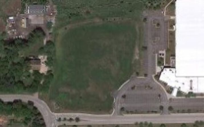 Pictures of Land property located at 28216 W Northpointe Pkwy, Lake Barrington, IL 60010 for sales - image #1