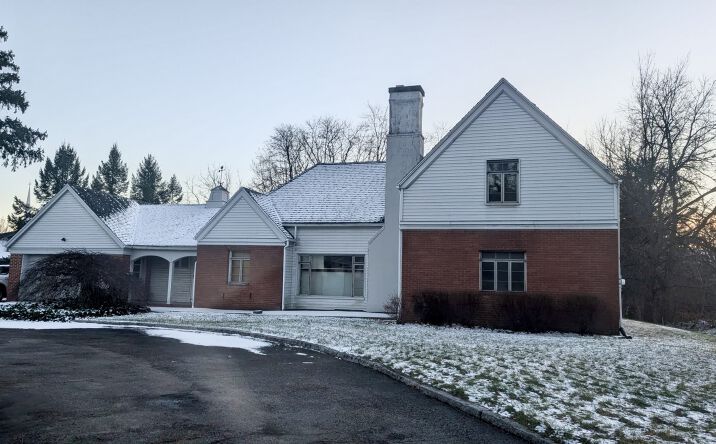 Pictures of Office property located at 353 Fairport Rd, East Rochester, NY 14445 for sales - image #1