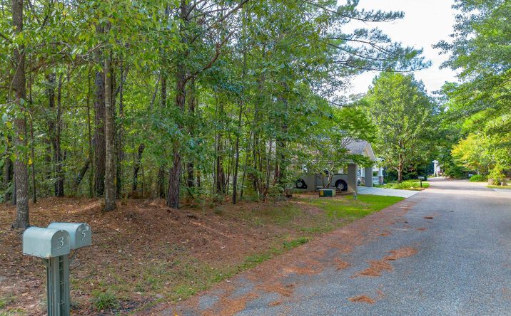 Pictures of Land property located at 5 Stoneridge N, Hattiesburg, MS 39402 for sales - image #1