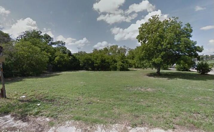 Pictures of Land property located at 2605 Clinton Ave, Fort Worth, TX 76164 for sales - image #1