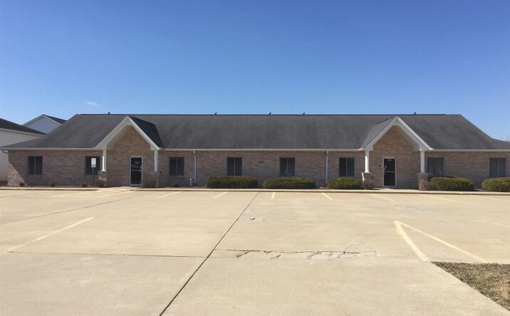 Pictures of Office property located at 3920 PINTAIL Drive, Springfield, IL 62711 for sales - image #1