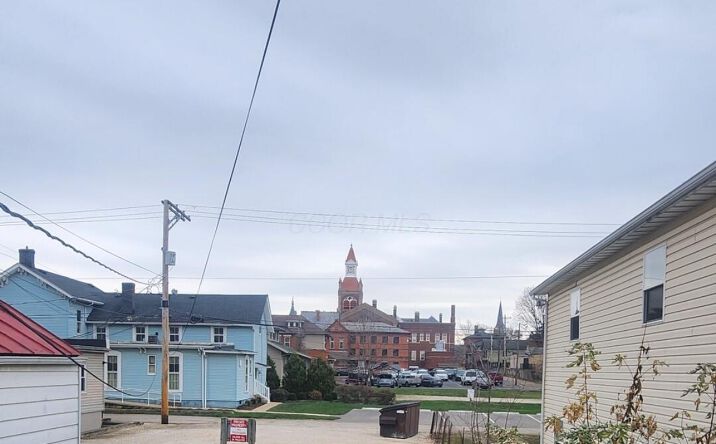 Pictures of Multifamily, Mixed Use property located at 212 S Scioto Street, Circleville, OH 43113 for sales - image #1