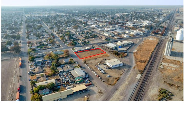 Pictures of Land, Mixed Use, Multifamily, Office, Retail property located at 724 Grace Ct, Corcoran, CA 93212 for sales - image #1