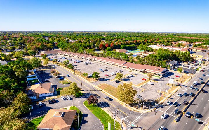Pictures of Retail property located at 2610-3000 Yorktowne Blvd, Brick Township, NJ 08723 for sales - image #1