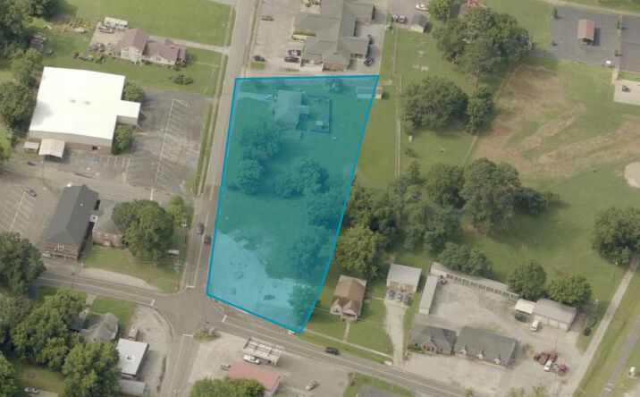 Pictures of Retail, Land property located at 102 Main St, Weaver, AL 36277 for sales - image #1