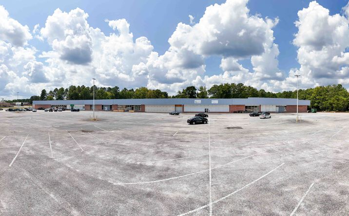 Pictures of Retail property located at 763 Hwy 28 S, Abbeville, SC 29620 for sales - image #1