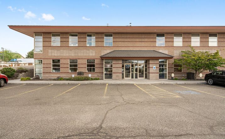 Pictures of Office property located at 8019 W Quinault Ave, Kennewick, WA 99336 for sales - image #1