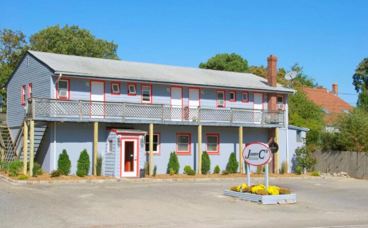 Pictures of Mixed Use, Multifamily, Retail property located at 87 North Rd, Hampton Bays, NY 11946 for sales - image #1