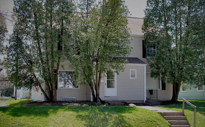 Pictures of Multifamily property located at 2859-2861 Ruhl Ave, Columbus, OH 43209 for comps - image #1
