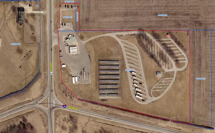 Pictures of Multifamily, Retail property located at 1570 IA-224, Kellogg, IA 50135 for sales - image #1
