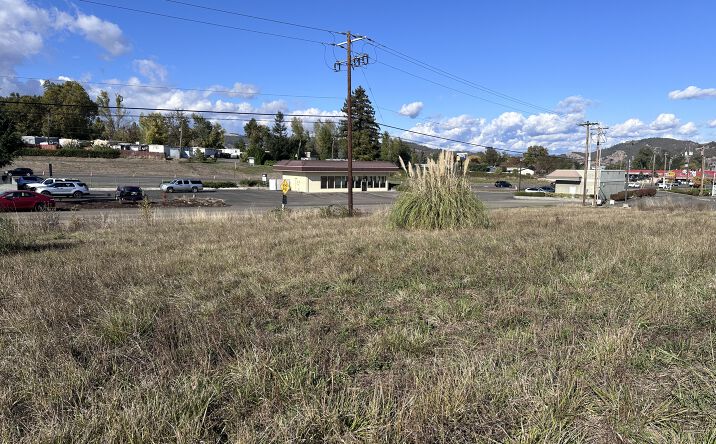 Pictures of Land property located at 4885 SW Grange Rd, Roseburg, OR 97471 for sales - image #1